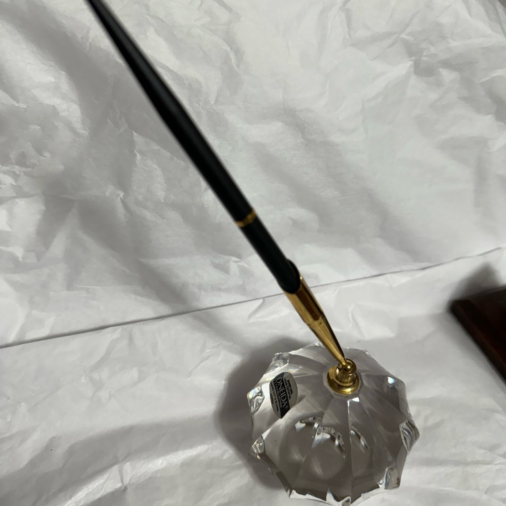 Lead crystal paperweight and pen holder